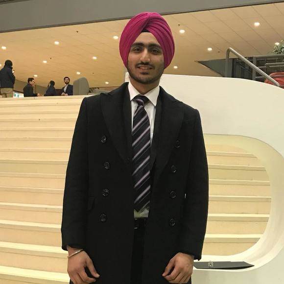 Meet your Posher, Gurkamal - Picture 1 of 1